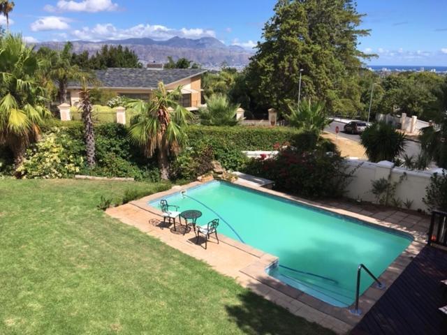 Golf And Garden Guesthouse Somerset West Exterior foto